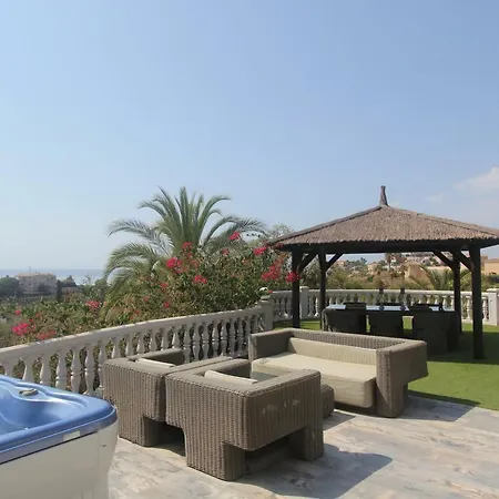 Casa Leona