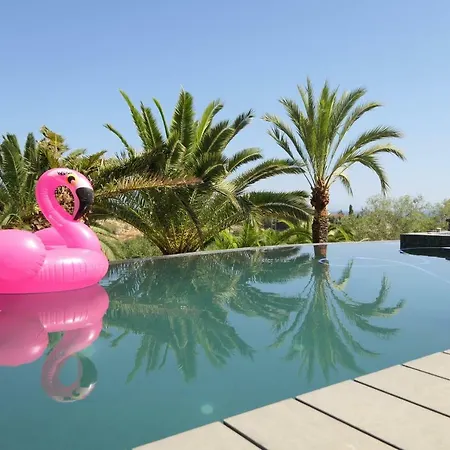 Casa Leona Holiday home