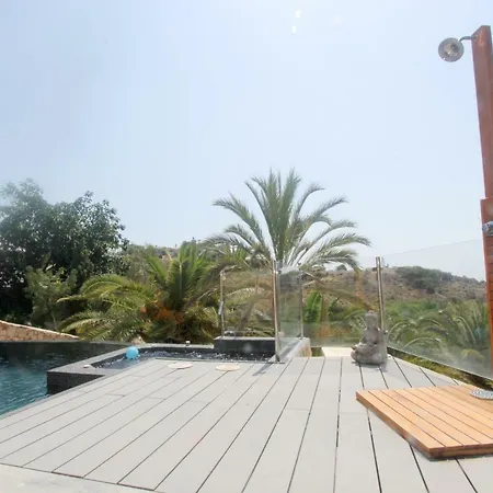Casa Leona Holiday home